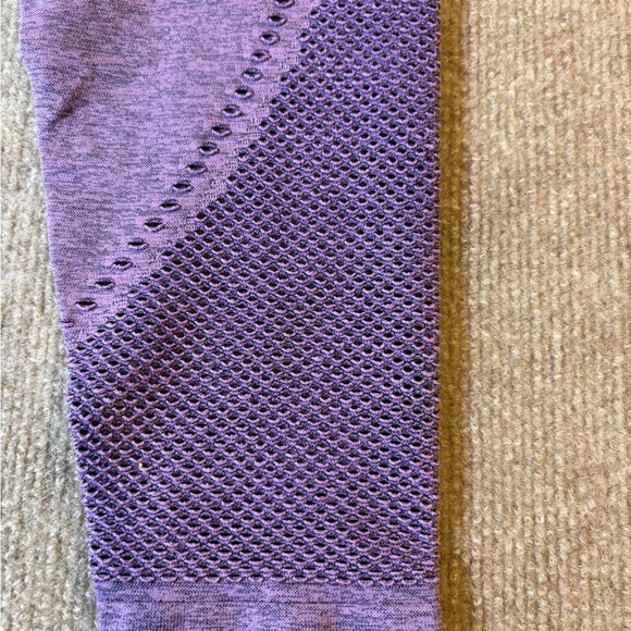 PINK Victoria's Secret Lavender Mesh Leggings 1510 - Picture 2 of 7